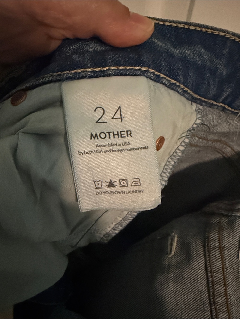 MOTHER The Mid Rise Dazzler Ankle Step  Fray Jeans in Med- Dark Blue Size 24 - Picture 8 of 9